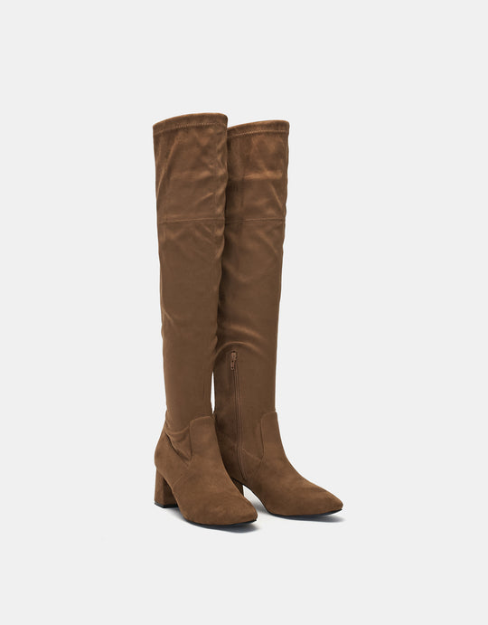 스웨이드 포인티드 토 오버 니 힐 부츠