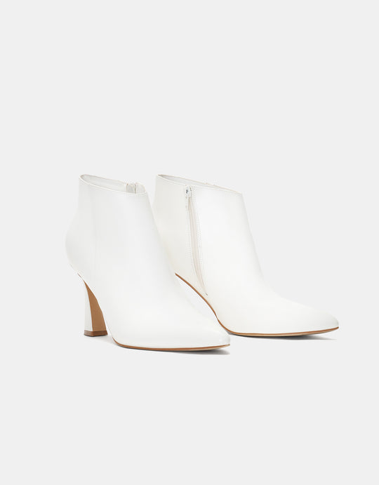 인조 가죽 지퍼 사이드 힐 부츠