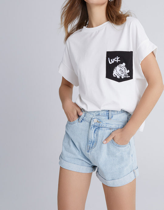 타이거 디테일 크루넥 티셔츠