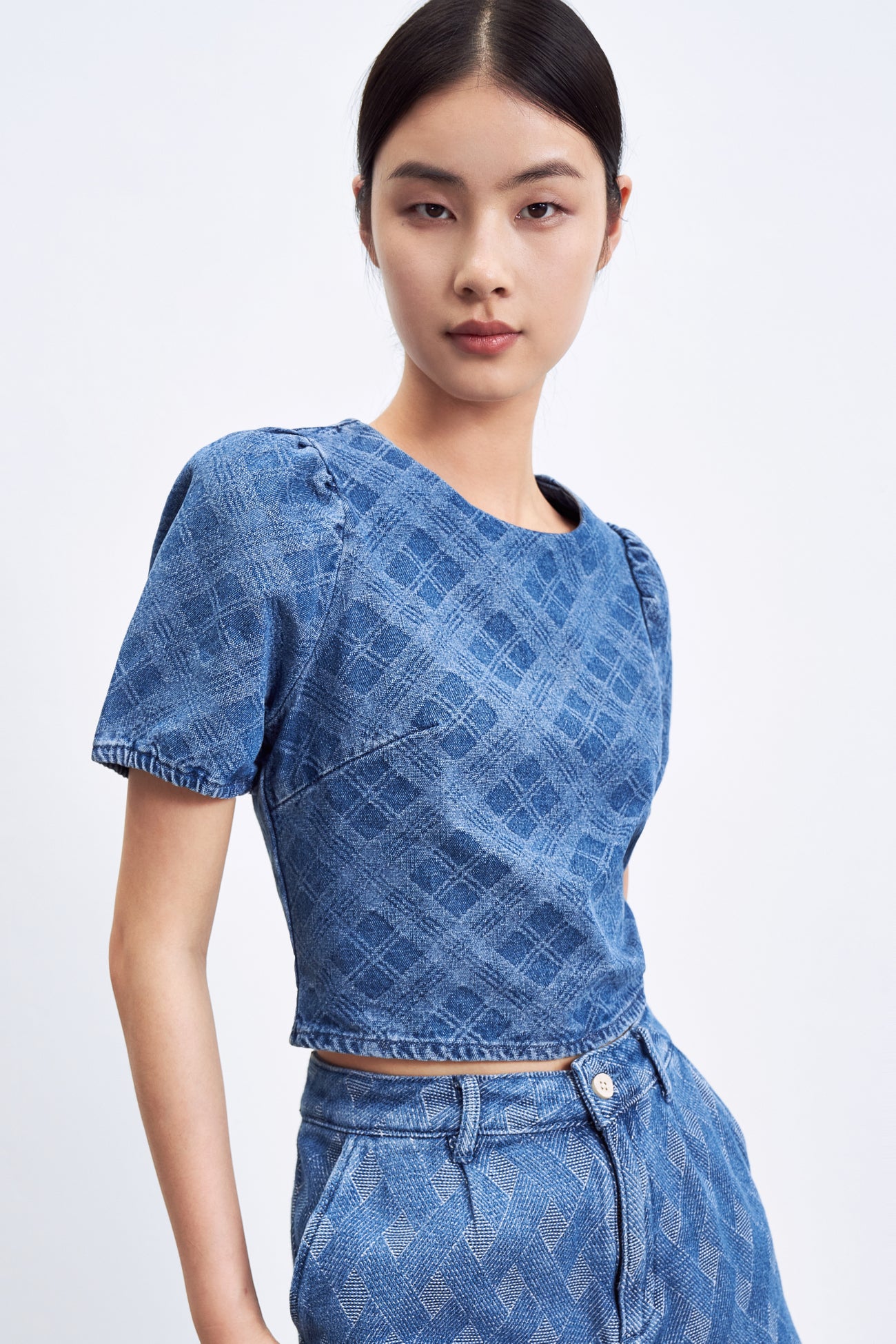 퍼프 소매 크루넥 데님 셔츠