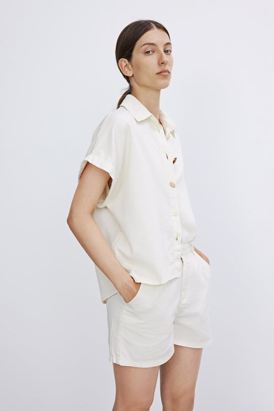 오프 숄더 셔츠 카라 데님 셔츠