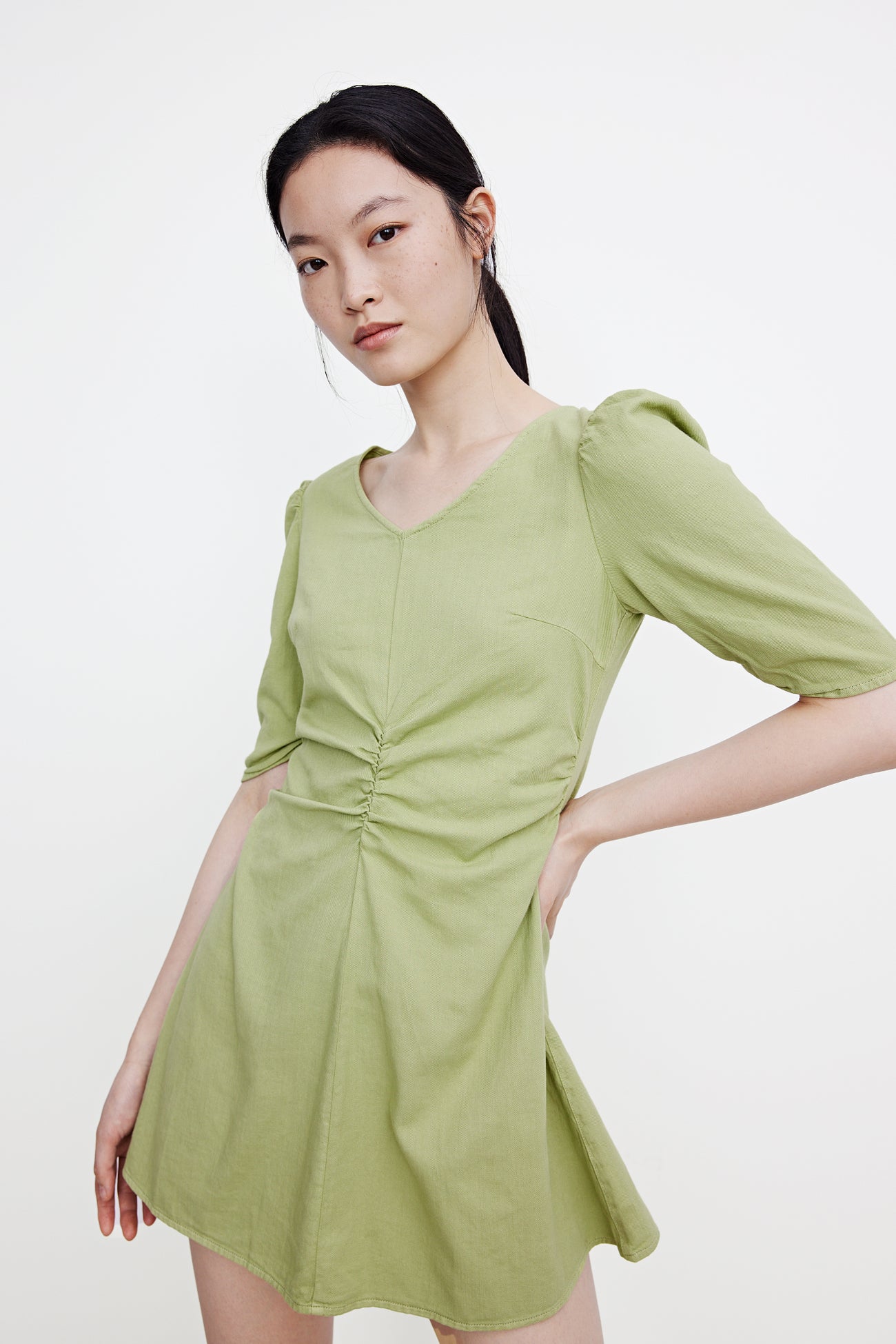 퍼프 소매 스퀘어 카라 데님 드레스