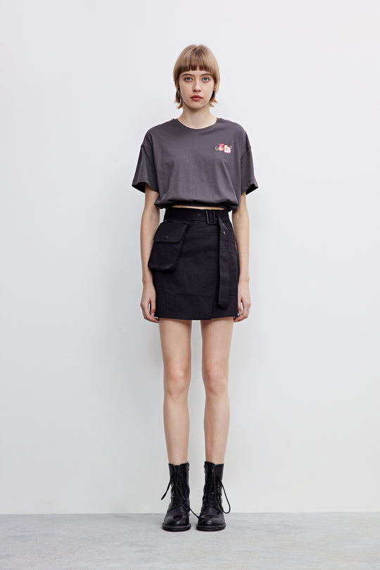 오프 숄더 크루 넥 레귤러 티셔츠