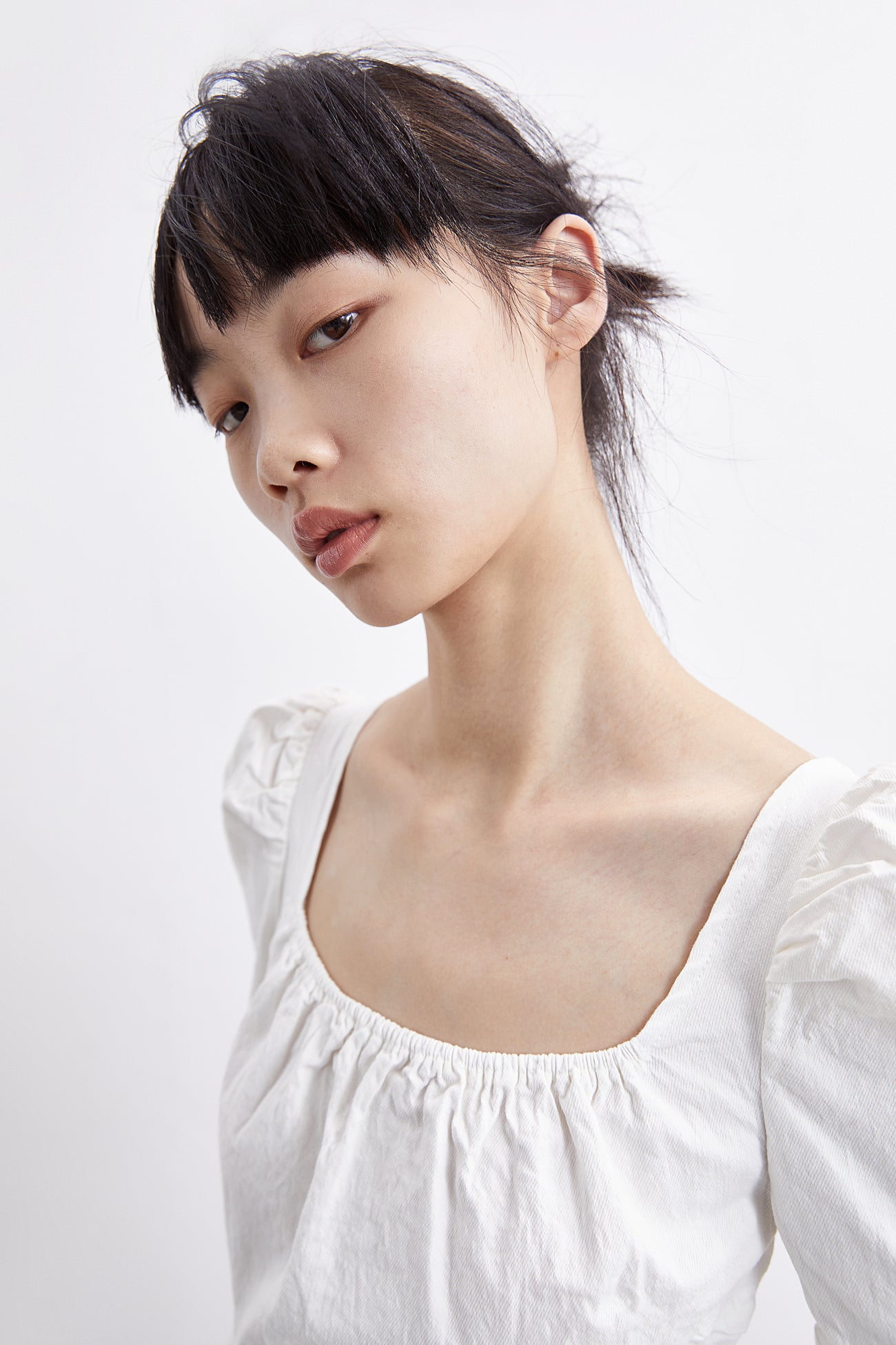 퍼프 소매 스퀘어 카라 데님 드레스