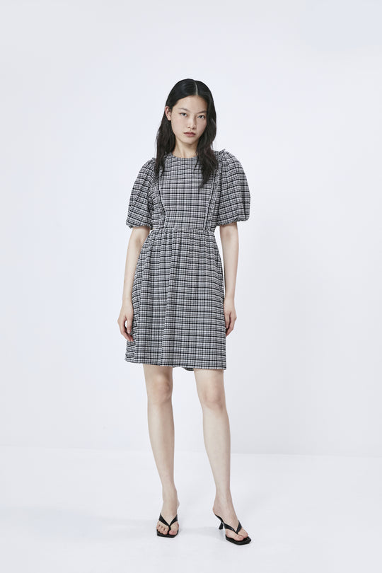 퍼프 소매 크루넥 스케이터 드레스