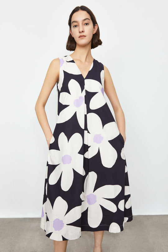 Blauer V-Ausschnitt in A-Linie