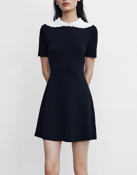 콘트라스트 칼라 니트 드레스