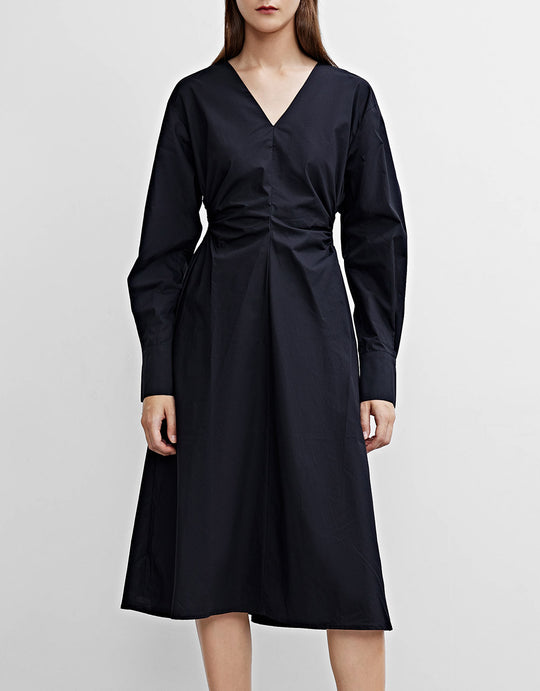 V넥 웨이스트 플리츠 드레스