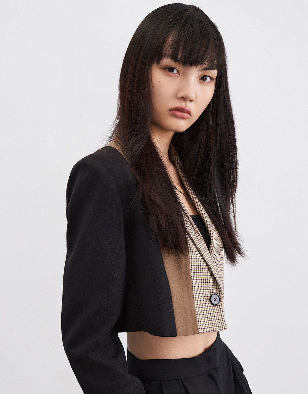 테일러드 카라 미디 블레이저
