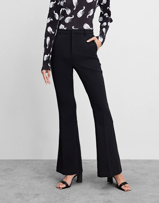 뒷트임 플레어 팬츠