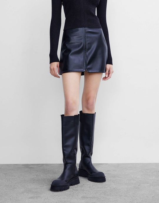 비건 가죽 A라인 스커트