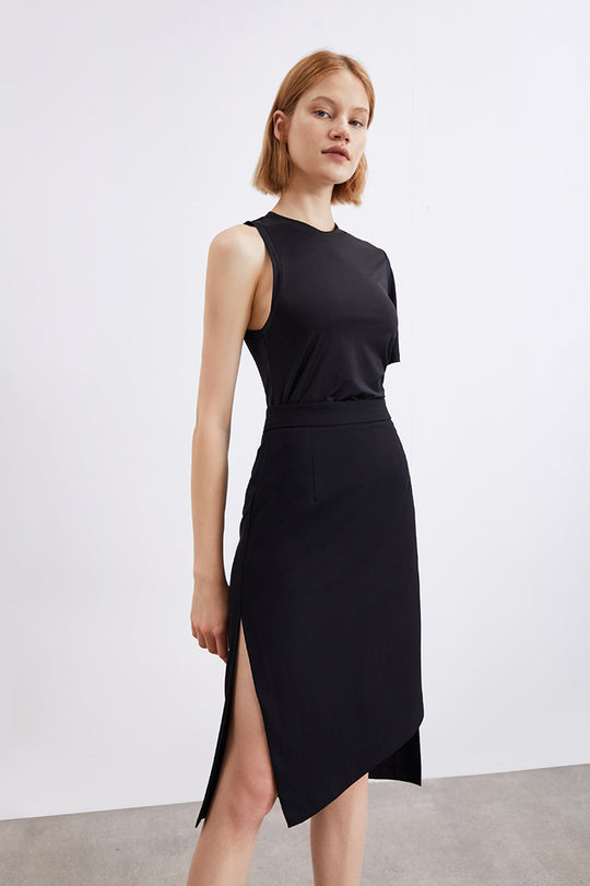 오프 숄더 크루 넥 레귤러 티셔츠