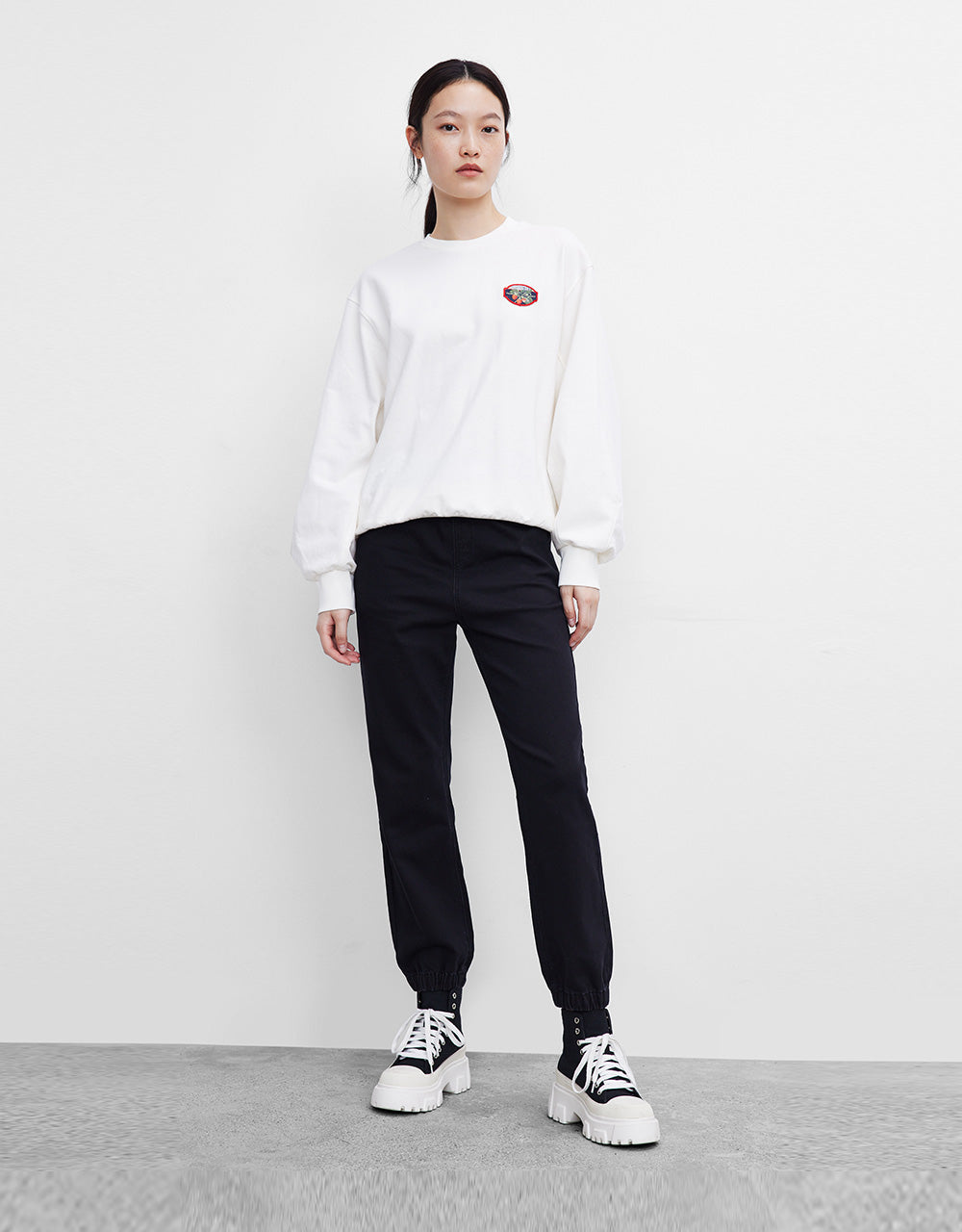 크루넥 루즈핏 맨투맨