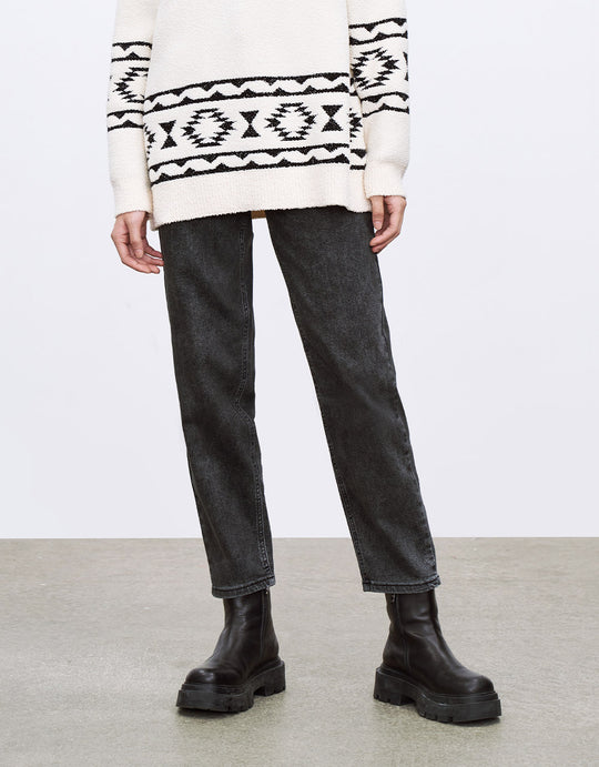 테이퍼진 청바지