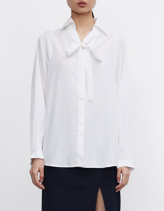 앞리본 포인트 라펠 셔츠