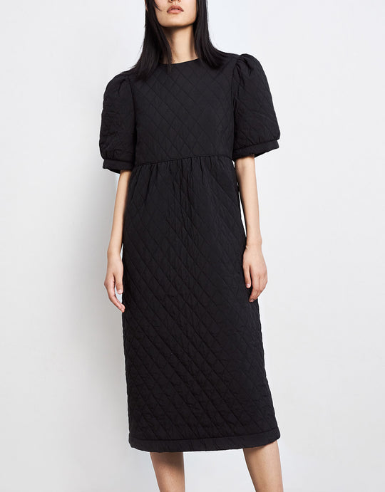 크루넥 텍스처 드레스