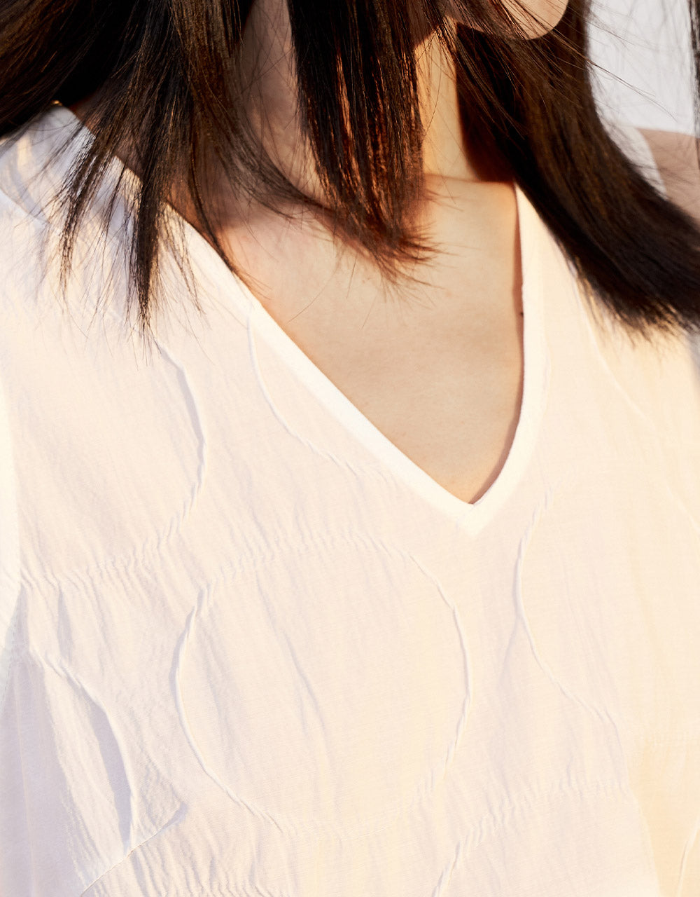 텍스처 민소매 블라우스