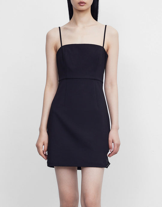 버클 컷 아웃 캐미 드레스