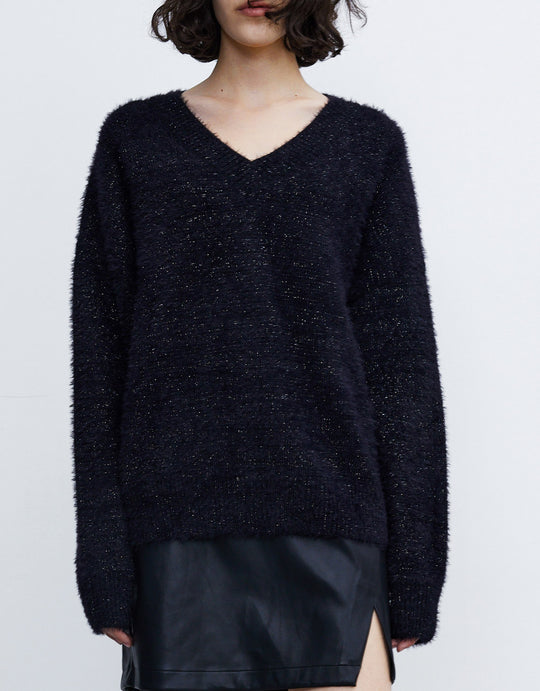 플러피 브이넥 스웨터